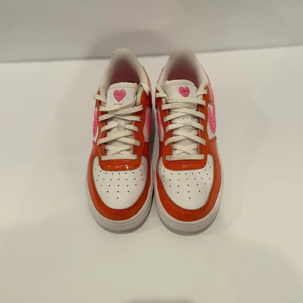 AIR FORCE 1 LOW PS Valentine's Day 2023 Youth size 4.5 - Picture 4 of 9